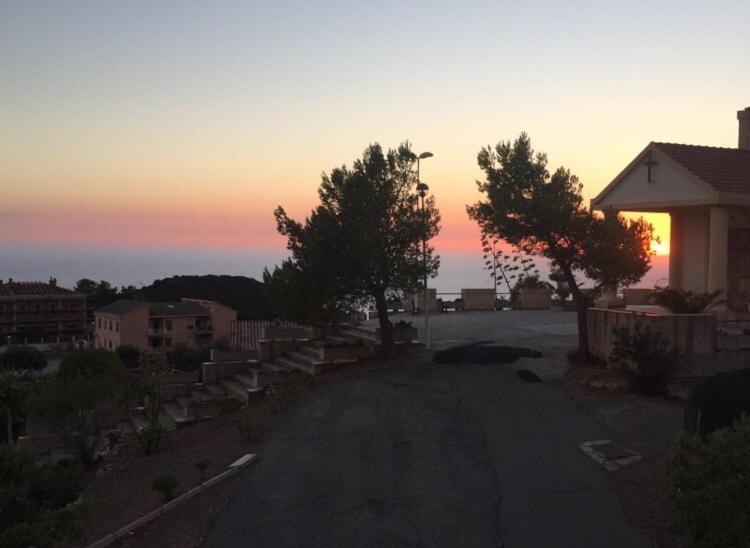 Appartamento "Magnifica Vista Sul Mare" Nebida Luaran gambar