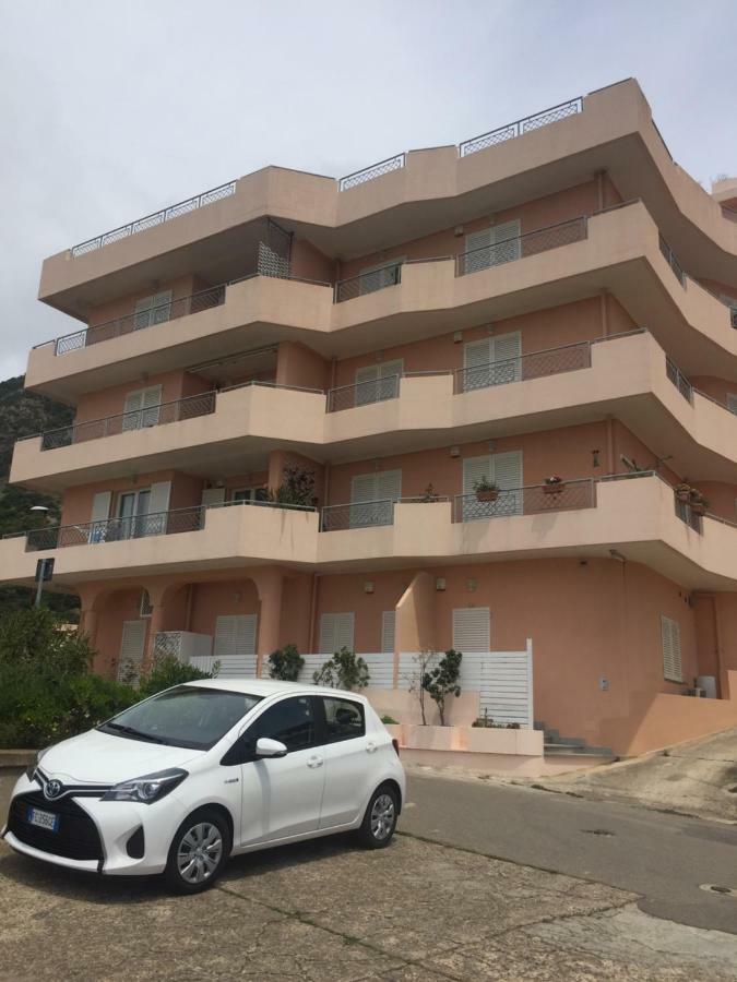 Appartamento "Magnifica Vista Sul Mare" Nebida Luaran gambar